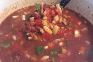 Spicy Vegetarian Slow Cooker Chili – Chef Tom Cooks